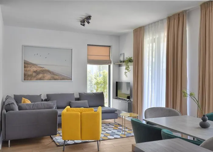 The Luxury Flat Апартамент *